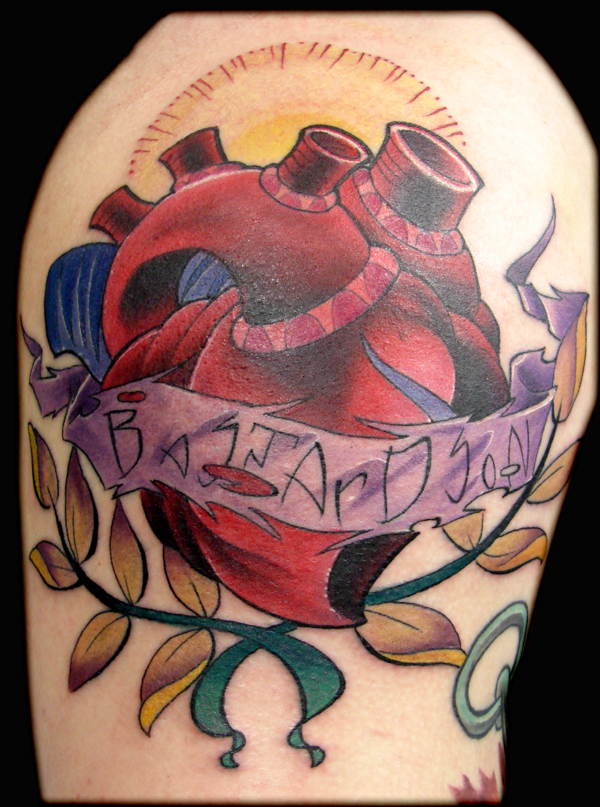 MEMPHIS - Traditional heart on arm
